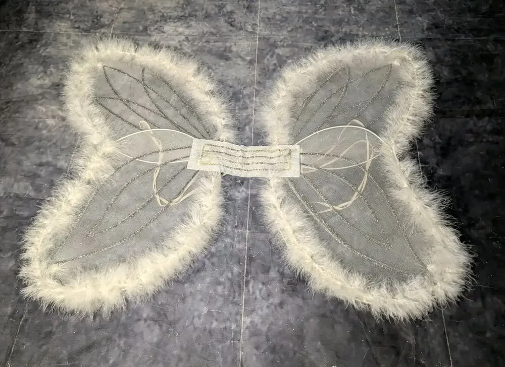 White Faux Fur Angel Wings Halloween Costume Accessory Girls Teens One-size